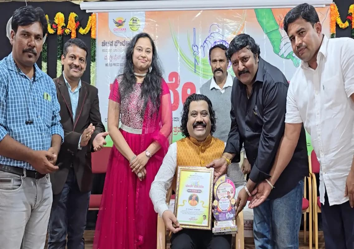 Mahesh Mahadev Honoured with “Bharat Seva Ratna” National Award