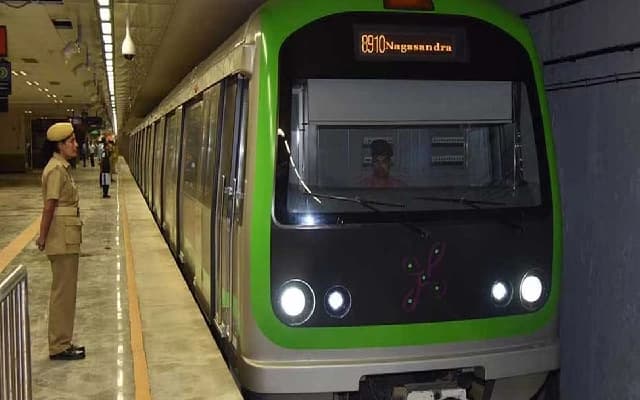 BMRCL’s Last-Minute Green Line Closure Causes Chaos for Commuters
