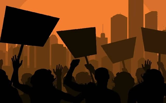 Kundapur College Students Protest for Policy Continuation