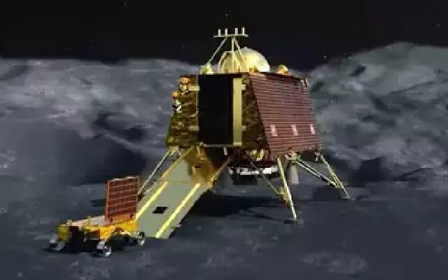 Bengaluru Celebrates First National Space Day with Enthusiastic Events