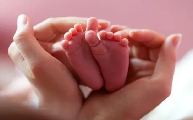 Woman Accuses Mangaluru Hospital of Negligence After Newborn Found Without Right Eye