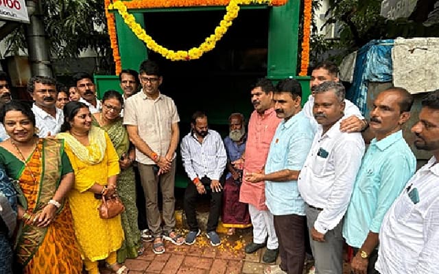 Mangaluru Cobbler Receives New Shop on Former Mayor’s Birthday