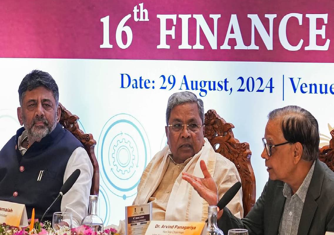 Karnataka CM Seeks ₹62,793 Crore Grants from 16th Finance Commission