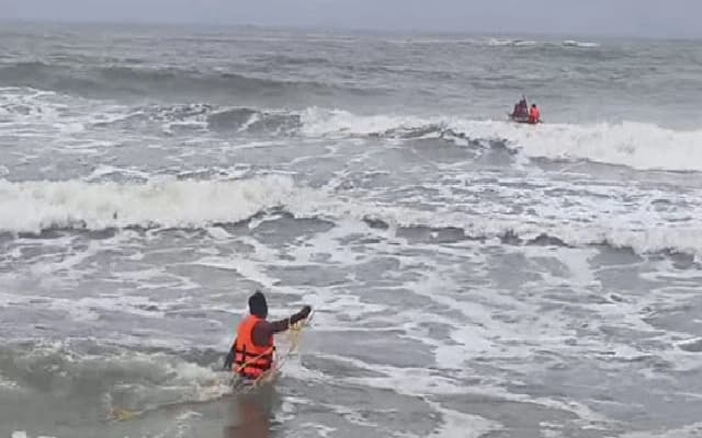 Fisherman Rescued After Falling Into Sea Near Kaup Lighthouse