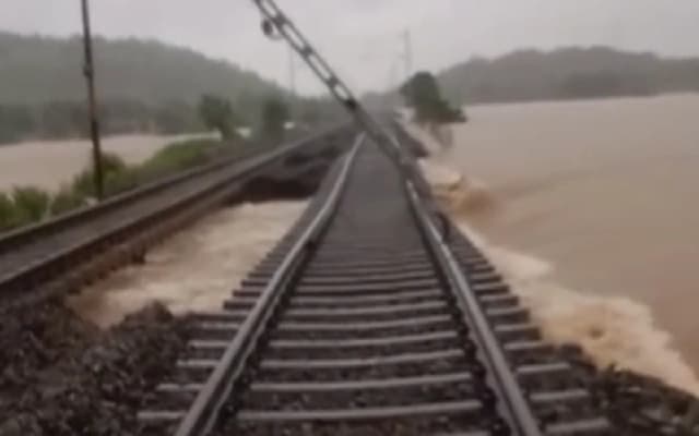 Heavy Rain Causes Train Cancellations on East Central Railway