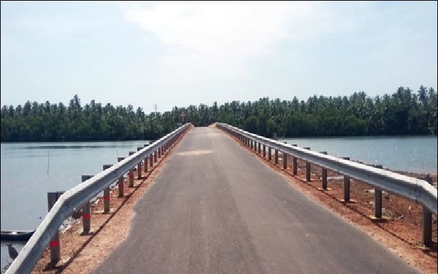 Kandloor Bridge Deterioration Sparks Urgent Call for Action