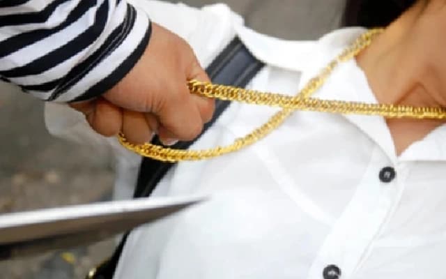 Chain Snatching Incident in Shivalli Village: 16-Gram Gold Chain Stolen
