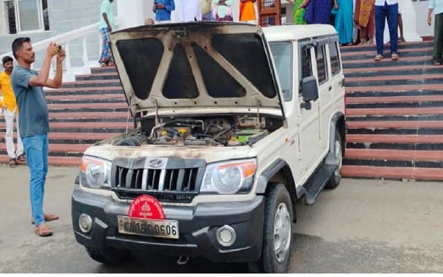 Chitradurga Man Sets Tehsildar’s Jeep on Fire, Threatens to Become a Terrorist