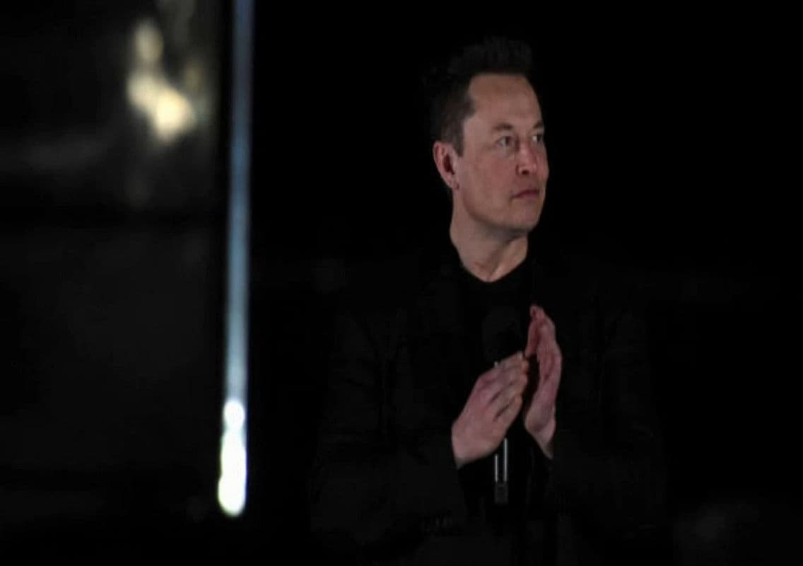 SpaceX to Launch Uncrewed Starships to Mars in Two Years, Elon Musk Announces