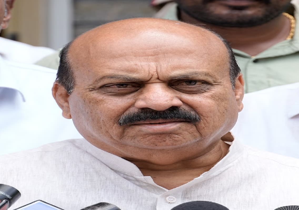 BJP Leaders Take Dig at Siddaramaiah’s Leadership