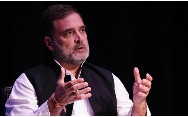 Congress Leaders Urge Rahul Gandhi to Address Leadership Speculations in Karnataka