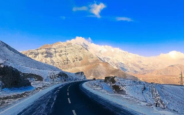 Mysuru Engineer Dies During Trek Near Leh