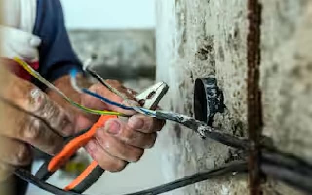 Electrician Dies in Tragic Electrocution Incident in Bantwal