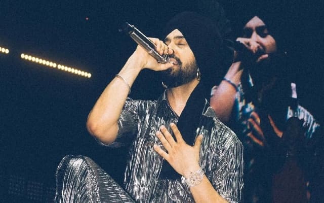 Diljit Dosanjh’s Bengaluru Concert Sparks Kannada Learning Jokes