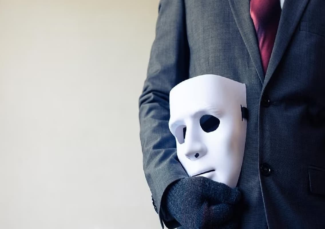 Bellary: Online Fraud Results in ₹97.67 Lakh Loss for Jindal Company Employees