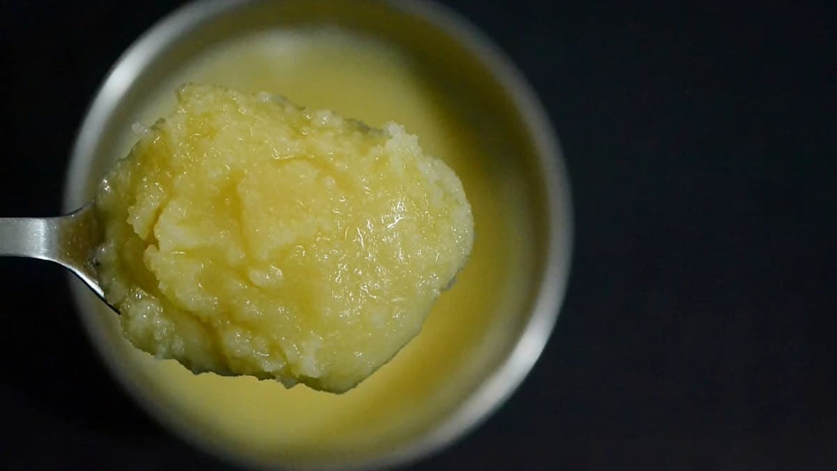 Ghee vs. Cooking Oils: Making the Healthier Choice
