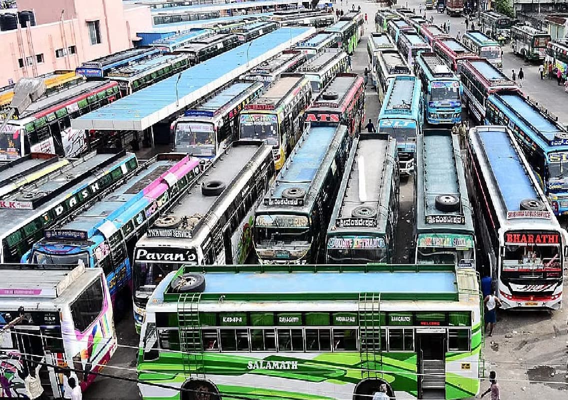 Bengaluru Traffic Police Crack Down on Errant Private Bus Drivers