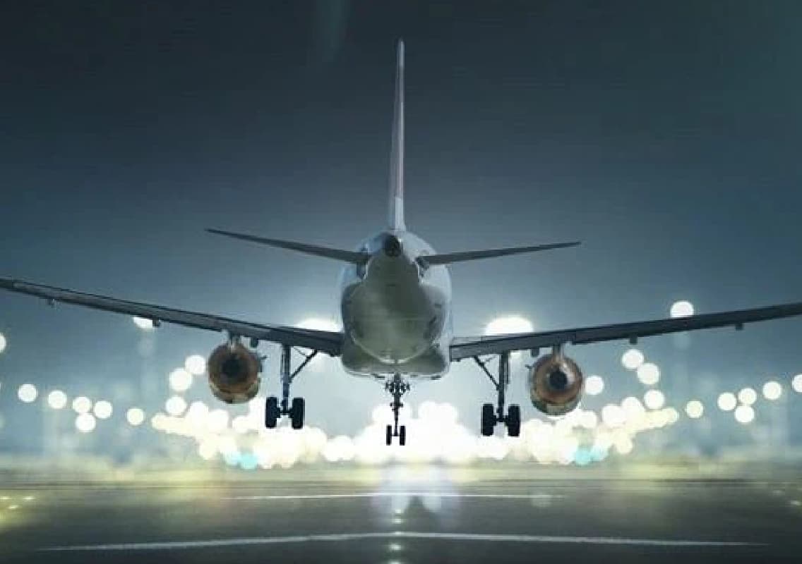 Smoke from Wing of Dubai-Bound Flight Sparks Panic Among 280 Passengers