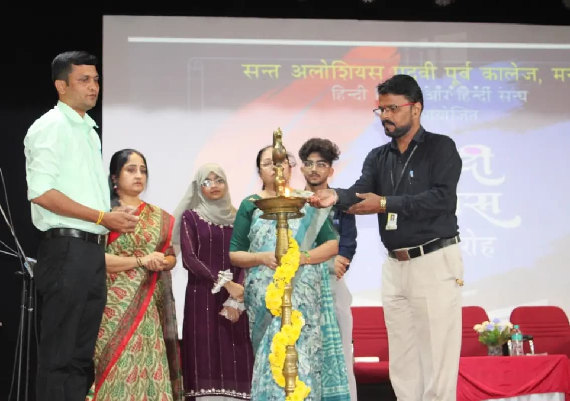 Hindi Diwas Celebrated at St. Aloysius Pre-University College 