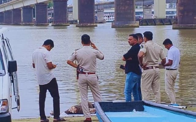 Prime Suspect Found Dead in Karwar Murder Case, Police Investigate Further