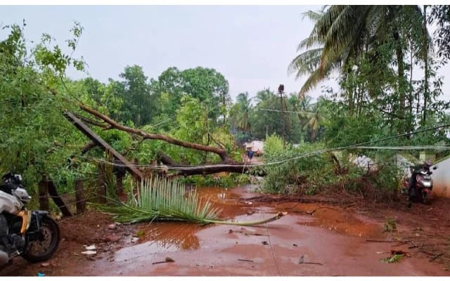 House in Uruwalu Village Severely Damaged by Lightning Strike