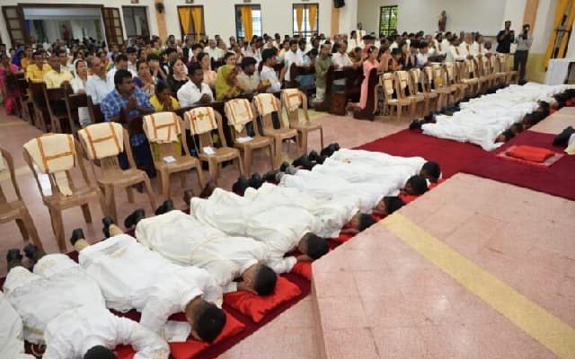 23 Seminarians Ordained as Deacons at St Joseph’s Interdiocesan Seminary, Mangalore