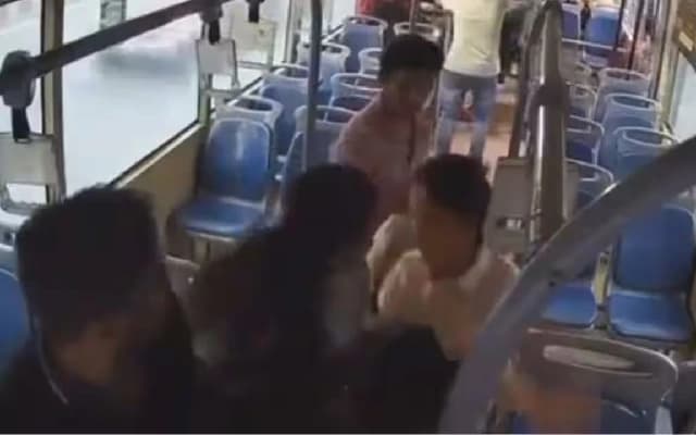 Passenger Stabs BMTC Conductor in Moving Bus; Driver’s Quick Actions Prevent Further Harm