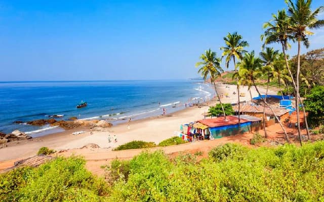 Tourists Rescued from Rip Current at Calangute Beach