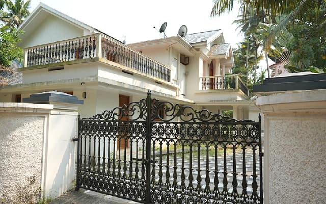 Locked Homes, Silent Streets: Kerala’s Migration Exodus