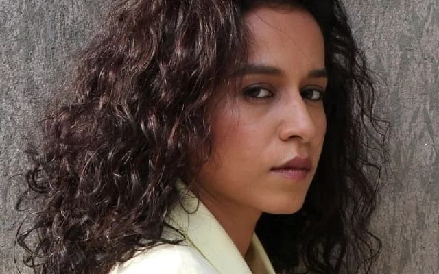 Actor Tillotama Shome Criticizes Air India for Communication Failures During Flight Delay