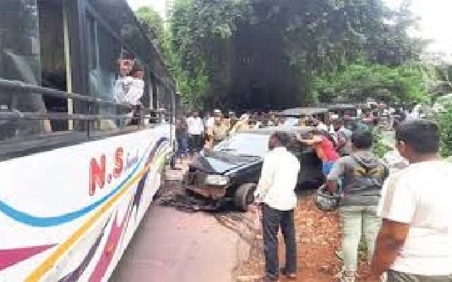 Four Injured in Collision Between Car and Bus in Ullal