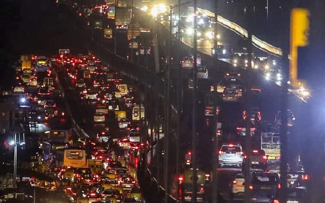 Bengaluru’s Outer Ring Road Cripples as Rain Triggers Chaos