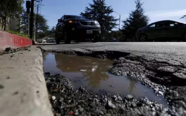 Bengaluru’s Pothole Woes Get a Musical Spin with Vickypedia’s Viral Parody