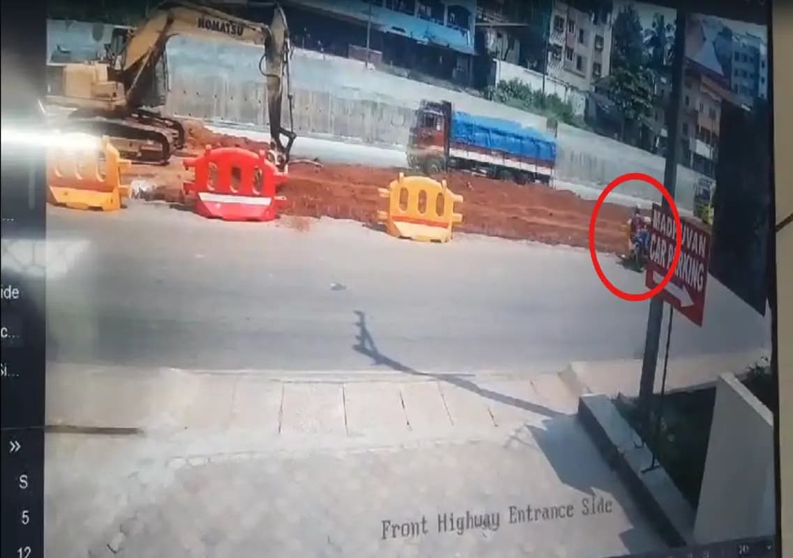 Man Falls into Ditch with 2-Wheeler in Udupi