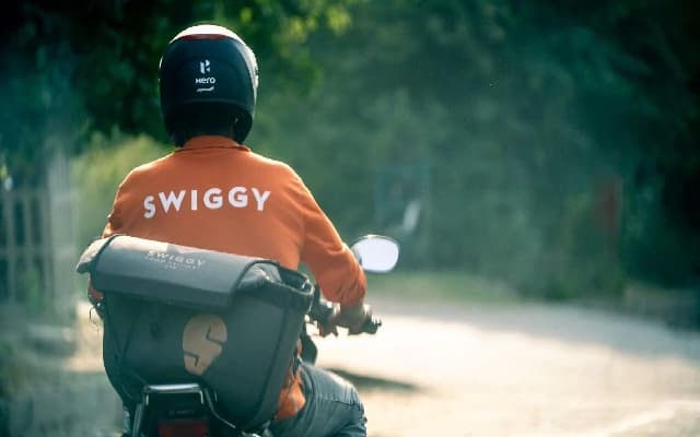 Swiggy Fined ₹35,000 for Delivery Distance Fraud