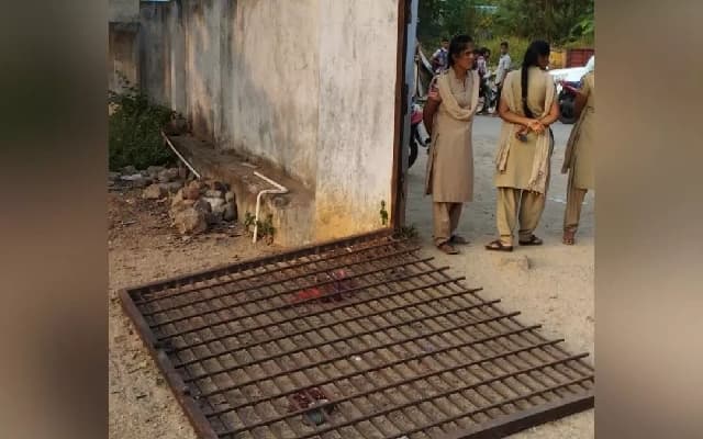 Tragic Gate Collapse Claims Life of Six-Year-Old in Hyderabad