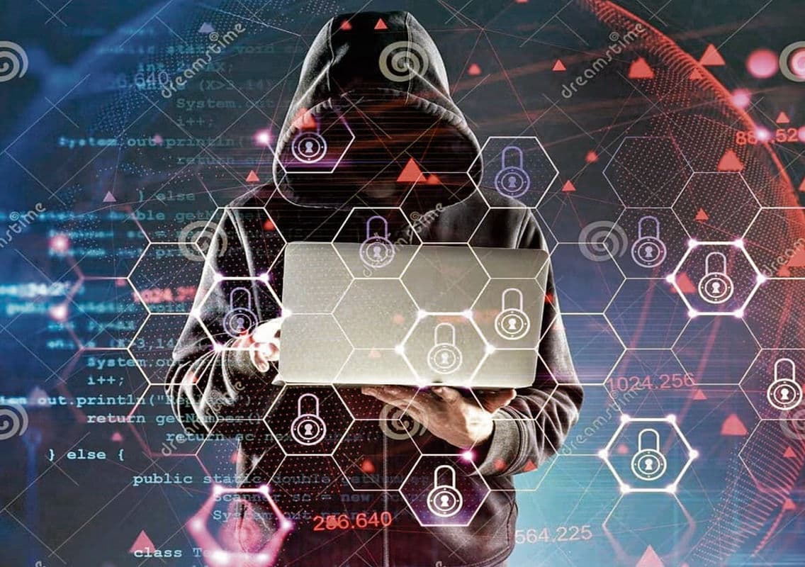 Tumakuru Retired Employee Scammed of ₹18.5 Lakh via Fake ‘Aadhaar Update’ Bank Link