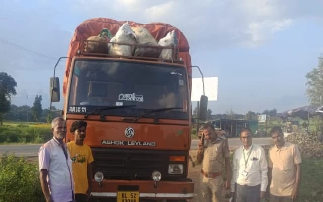 Illegal Waste Dumping from Kerala Continues to Threaten Karnataka’s Environment