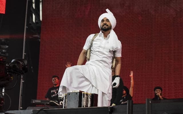 Diljit Dosanjh Sets the Stage for Dil-Luminati Concert in Hyderabad