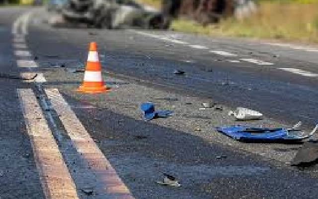 Tragic Accident in Salt Lake: 11-Year-Old Dies After Scooter Collision with Racing Buses