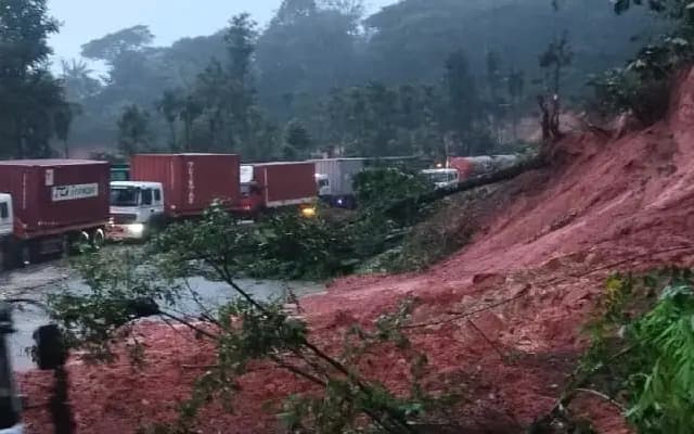 Massive Pile-Up on Mangaluru-Bengaluru Highway Injures 20