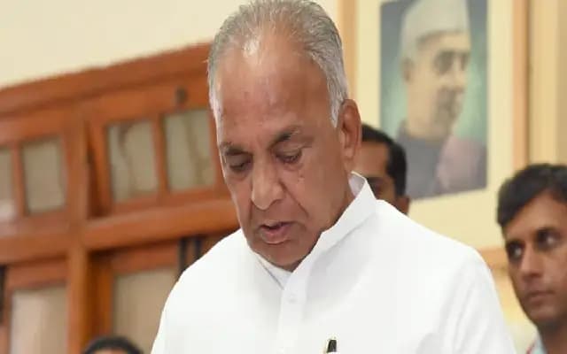  Minister Urges Prioritization of Borewell Connections