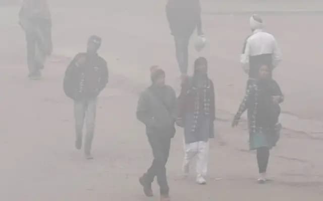 Early Onset of Cold Winter Grips Bengaluru and Karnataka Amid La Niña Effect