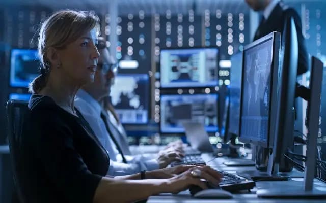 AI-Driven Employee Monitoring Sparks Concerns About Privacy and Workplace Culture