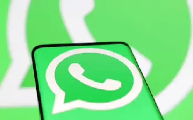 WhatsApp to Introduce Custom Messages While Sharing Content