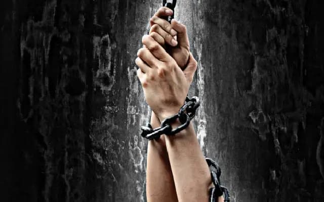 Worker Allegedly Chained at Dharwad Dhaba Sparks Controversy