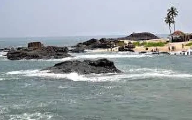 Saves Mandya Student’s Life During School Trip to St. Mary’s Island