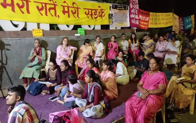 Women in Pune take to the streets for “meri raatein, meri sadakein” movement