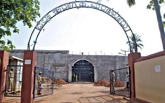 Dakshina Kannada prison superintendent suspended over misconduct