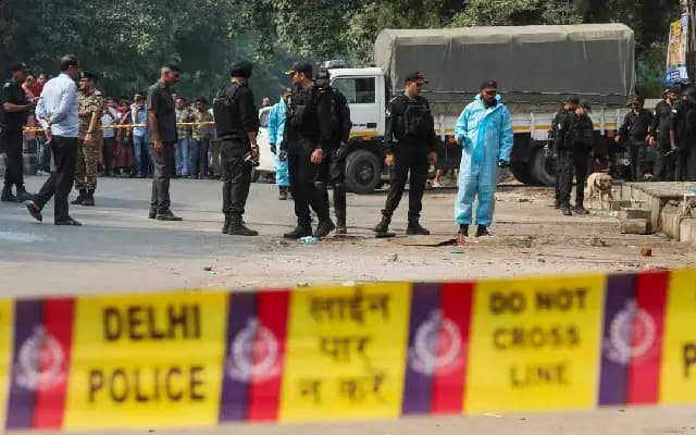 Bomb Threats Target Over 40 Delhi Schools, Prompting Widespread Security Response